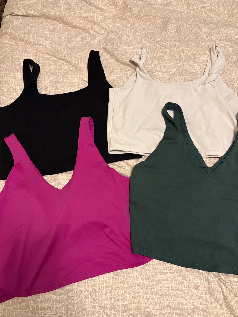 GAP Black and White crop tanks/bra